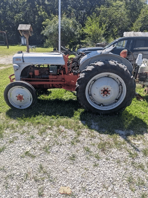 Image of Ford 8N Primary Image
