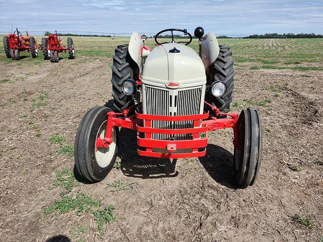 Image of Ford 8N equipment image 2