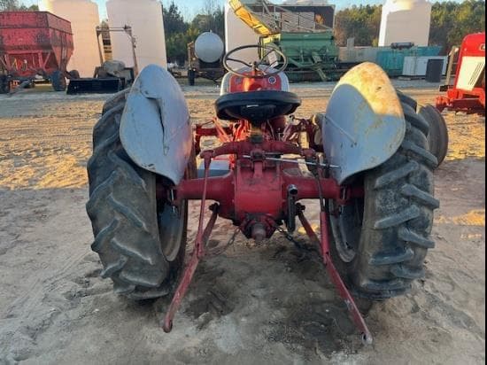 Image of Ford 8N equipment image 4