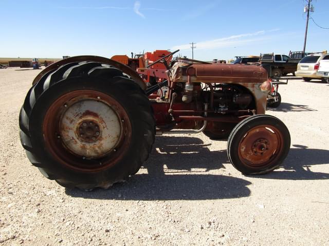 Image of Ford 8N equipment image 4