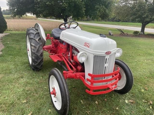Image of Ford 8N equipment image 2