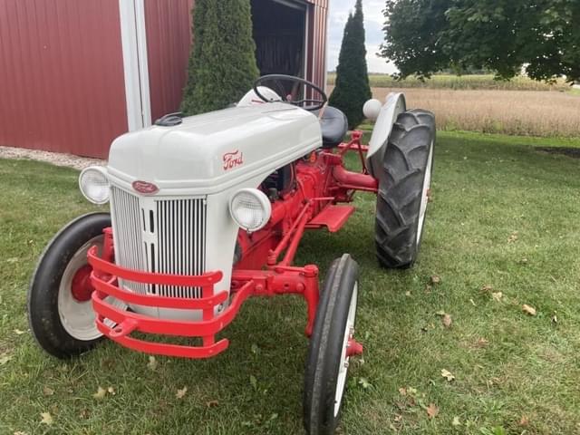 Image of Ford 8N equipment image 4