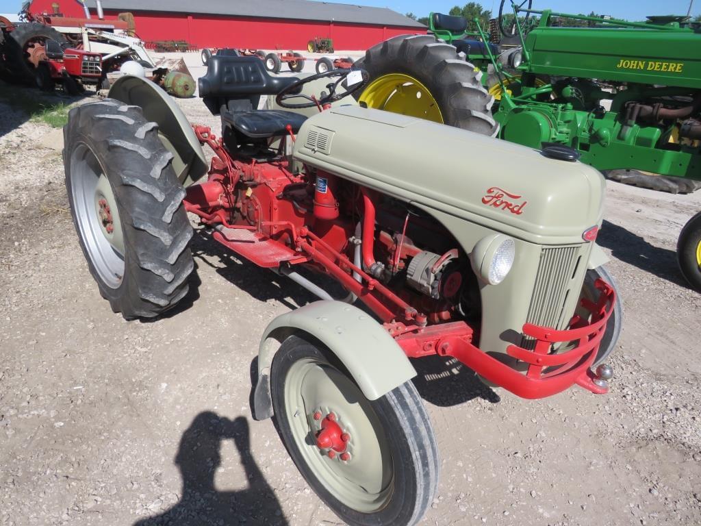Image of Ford 8N Primary image