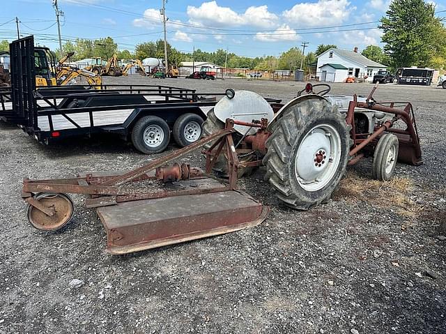 Image of Ford 8N equipment image 2