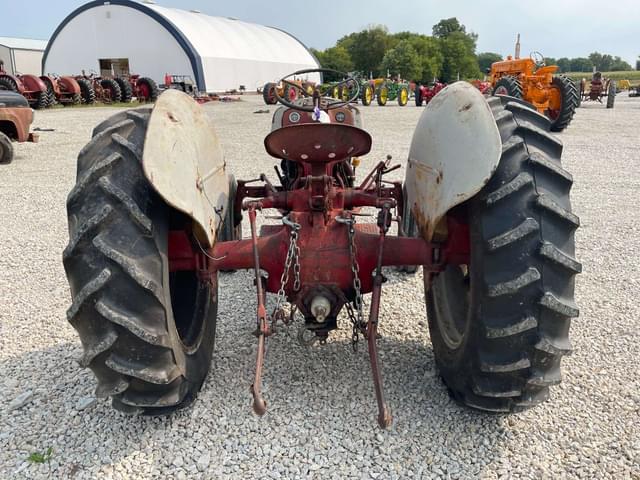 Image of Ford 8N equipment image 3