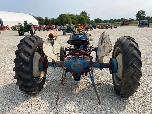 Image of Ford 8N equipment image 3