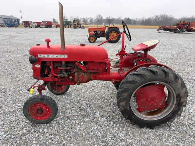 Image of Ford 8N equipment image 1