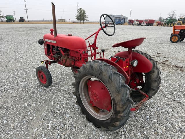 Image of Ford 8N equipment image 2