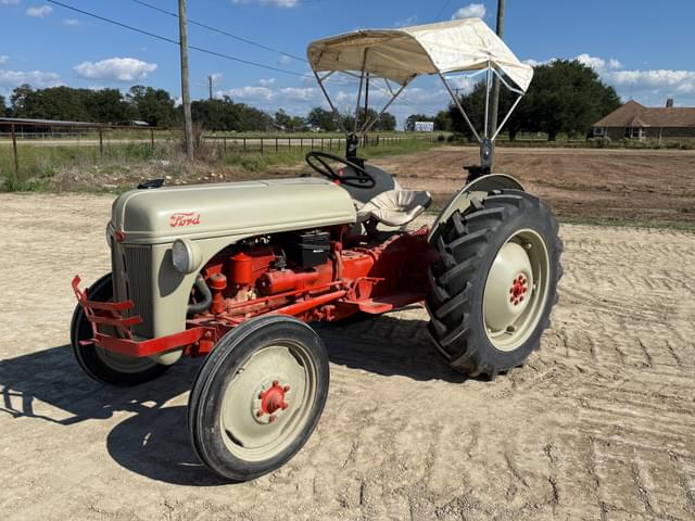 Image of Ford 8N equipment image 1