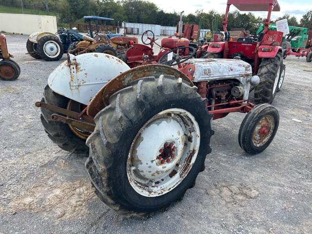 Image of Ford 8N equipment image 4