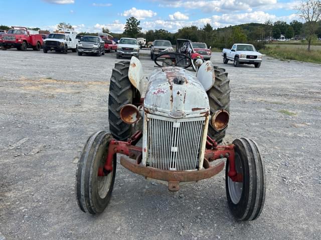 Image of Ford 8N equipment image 3
