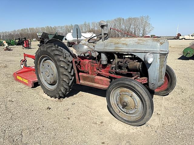 Image of Ford 8N equipment image 4