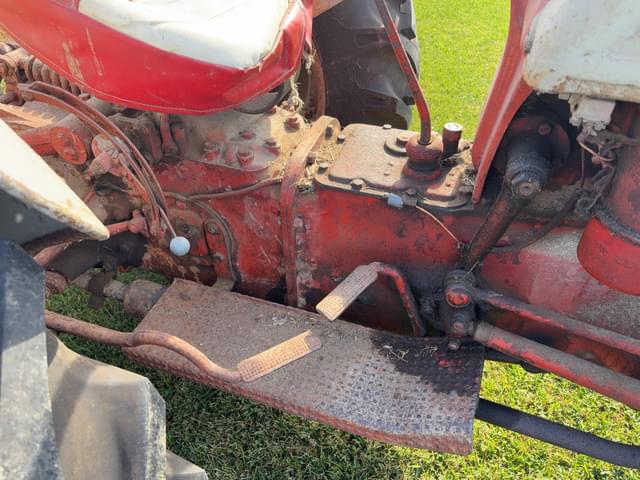 Image of Ford 8N equipment image 4