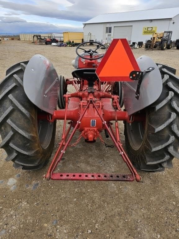 Image of Ford 8N equipment image 4