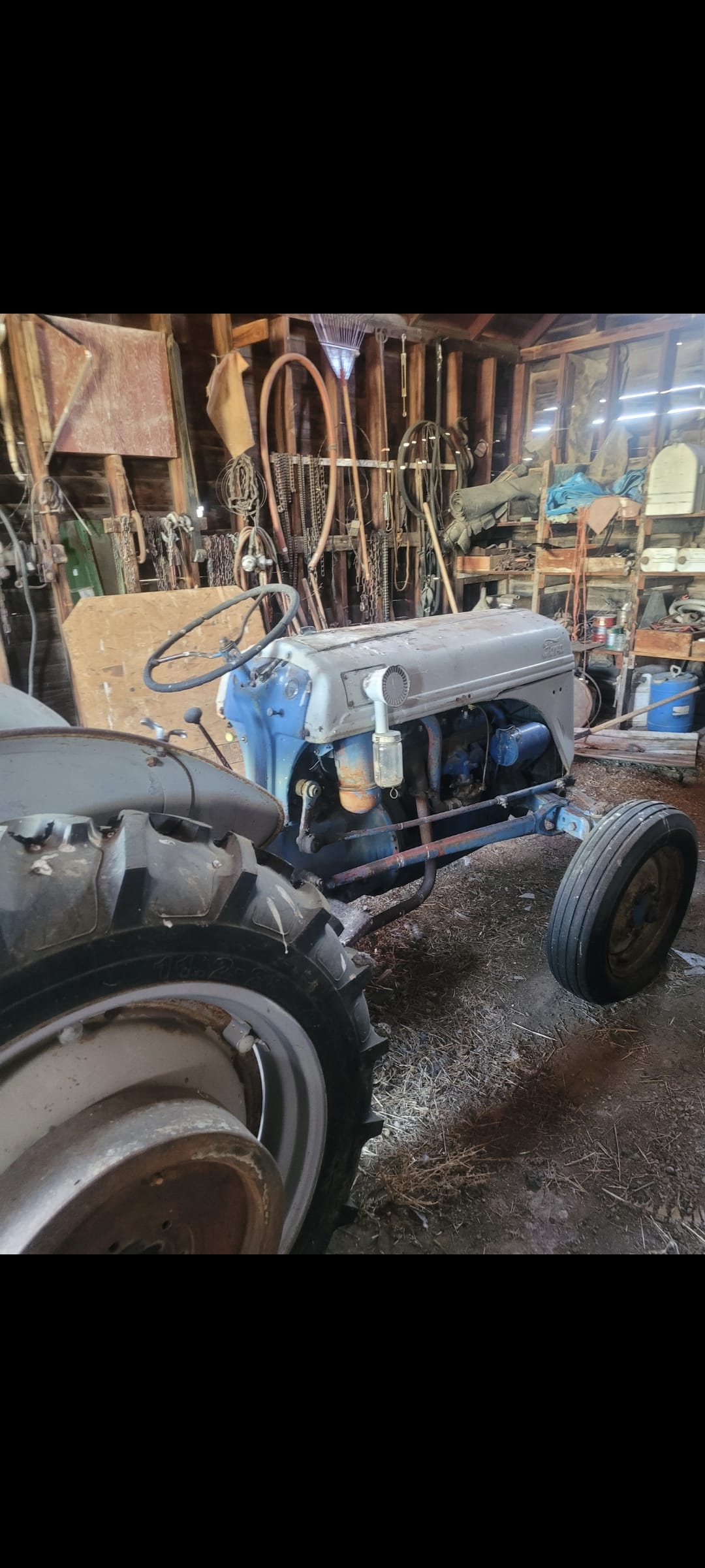 Ford 8N Equipment Image0