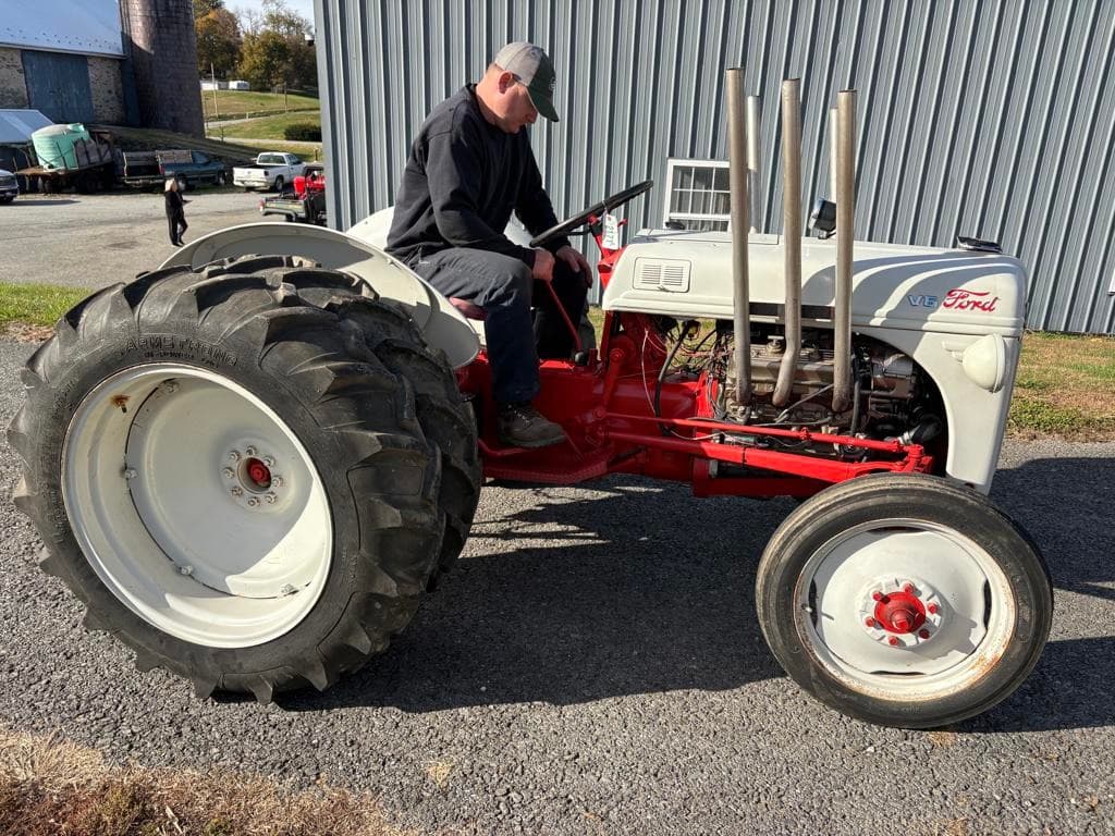 Image of Ford 8N Primary image