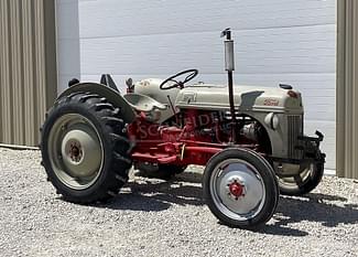 Ford 8N Equipment Image0