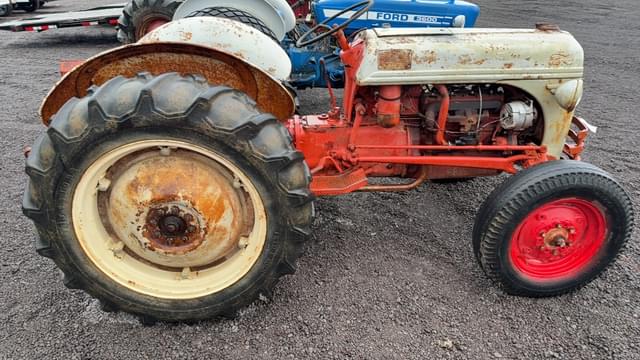 Image of Ford 8N equipment image 4
