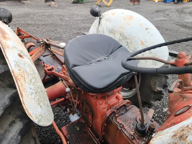 Image of Ford 8N equipment image 2