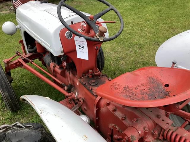 Image of Ford 8N equipment image 4