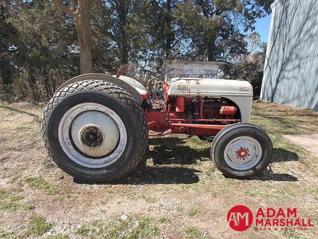 Image of Ford 8N equipment image 3