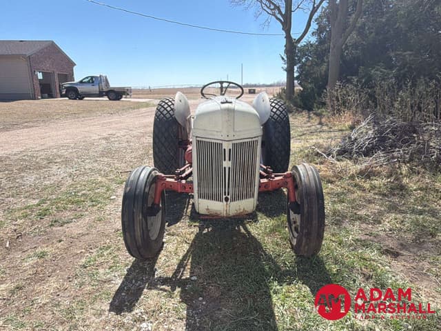 Image of Ford 8N equipment image 2