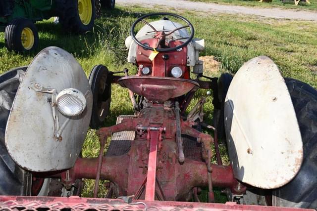 Image of Ford 8N equipment image 3