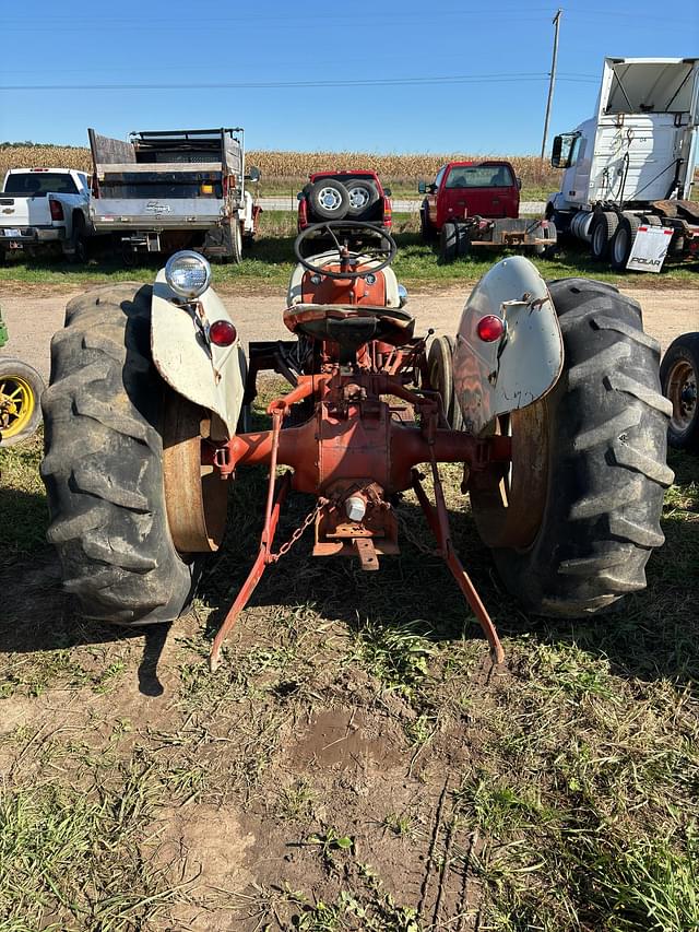 Image of Ford 8N equipment image 2