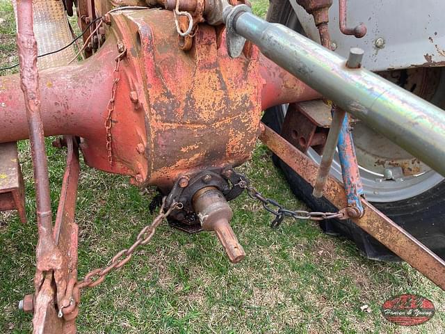 Image of Ford 8N equipment image 3