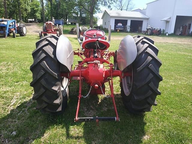 Image of Ford 8N equipment image 3