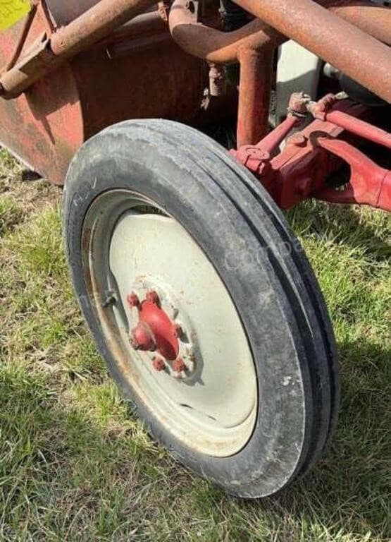 Image of Ford 8N equipment image 4