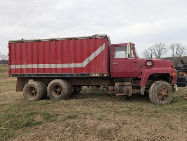 Image of Ford F-900 equipment image 2