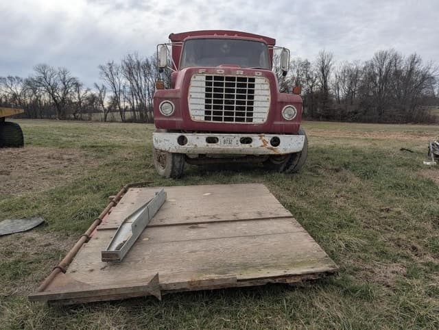 Image of Ford F-900 equipment image 1