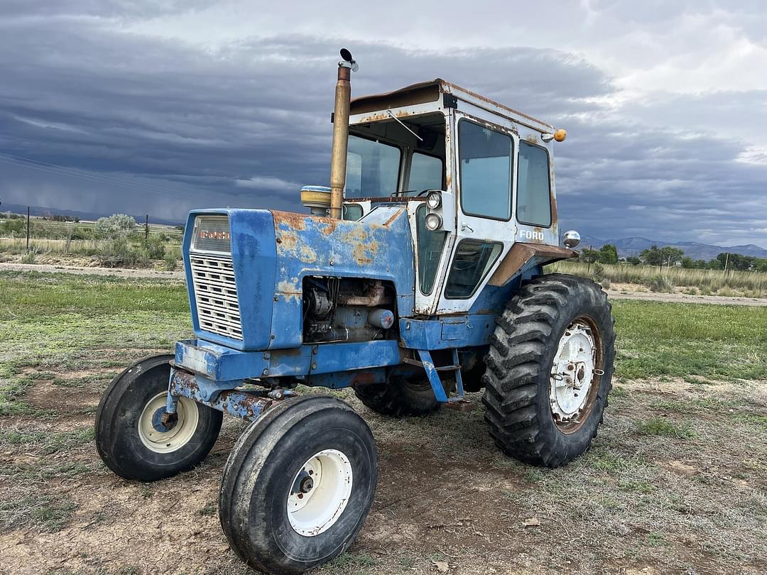 Image of Ford 9000 Primary image