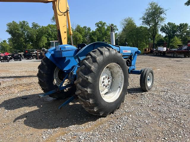 Image of Ford 9000 equipment image 3