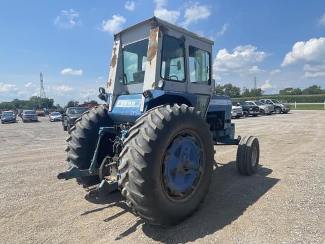 Image of Ford 9000 equipment image 2