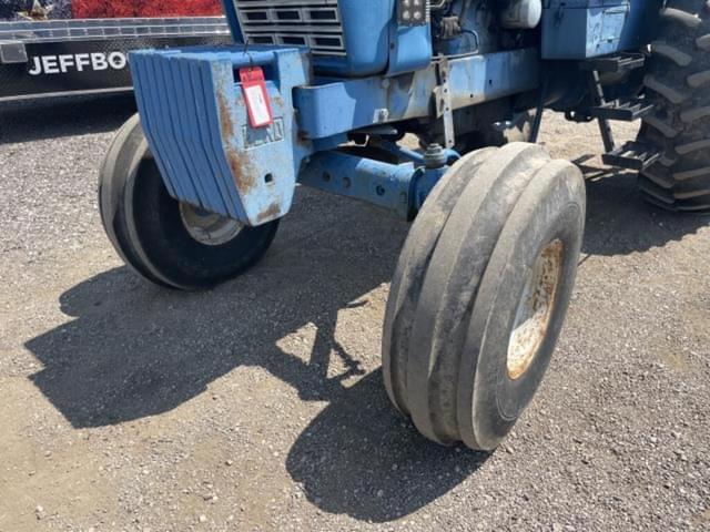 Image of Ford 9000 equipment image 4