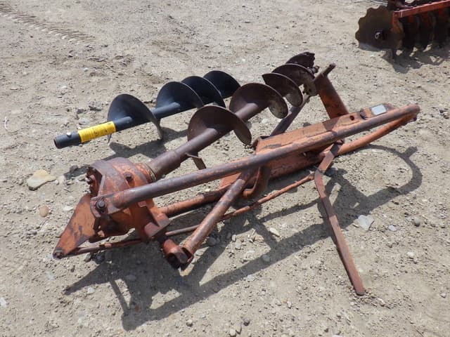 Image of Ford 903 equipment image 4