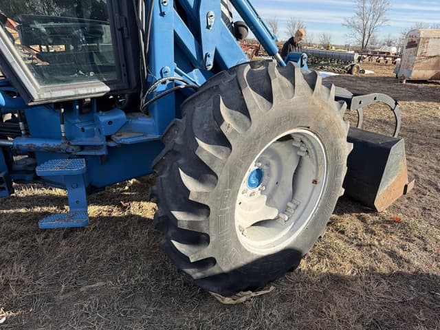 Image of Ford 9030 equipment image 2
