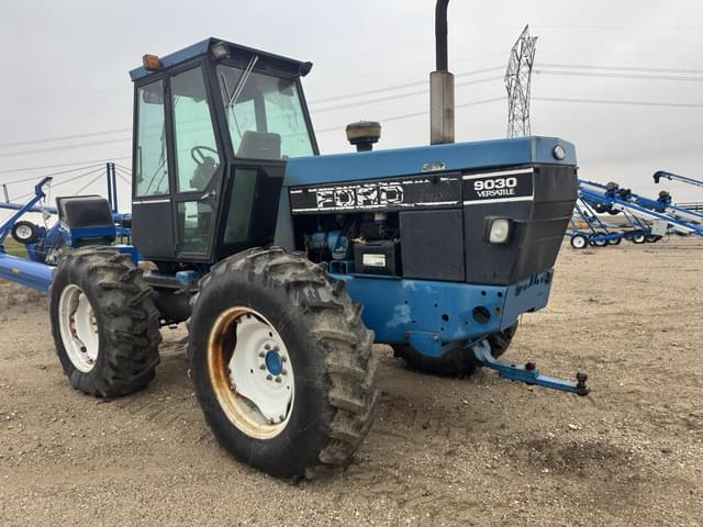 Image of Ford 9030 equipment image 2