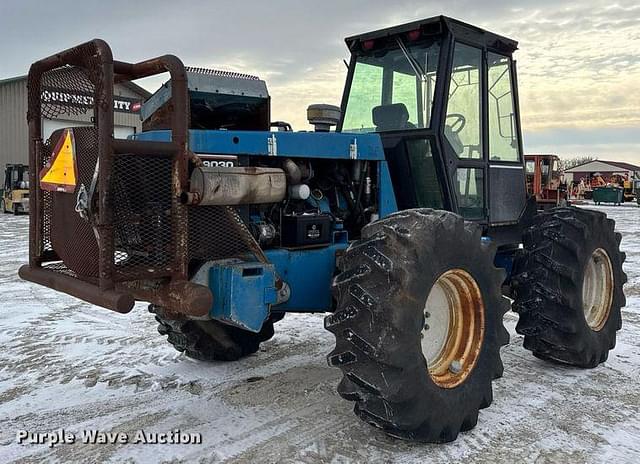 Image of Ford 9030 equipment image 4