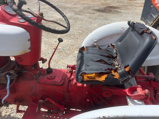 Ford 941 Lot No. 5384 Tractors For Sale with 2,899 Hrs | Tractor Zoom