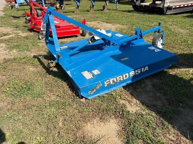 Image of Ford 951A equipment image 1