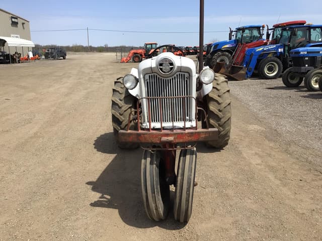 Image of Ford 960 equipment image 4