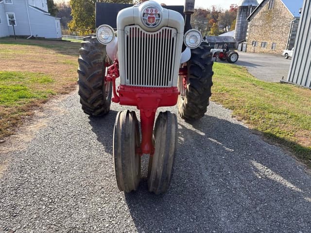 Image of Ford 960 equipment image 3