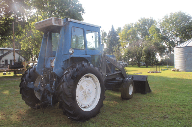Image of Ford 9600 equipment image 4