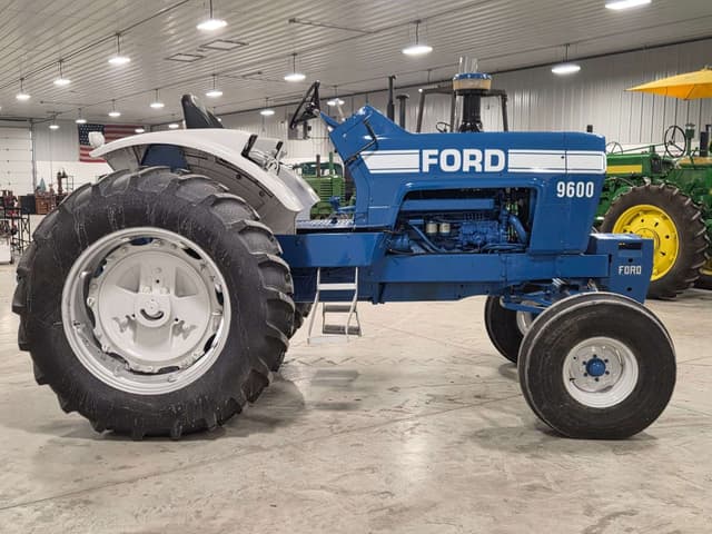 Image of Ford 9600 equipment image 3