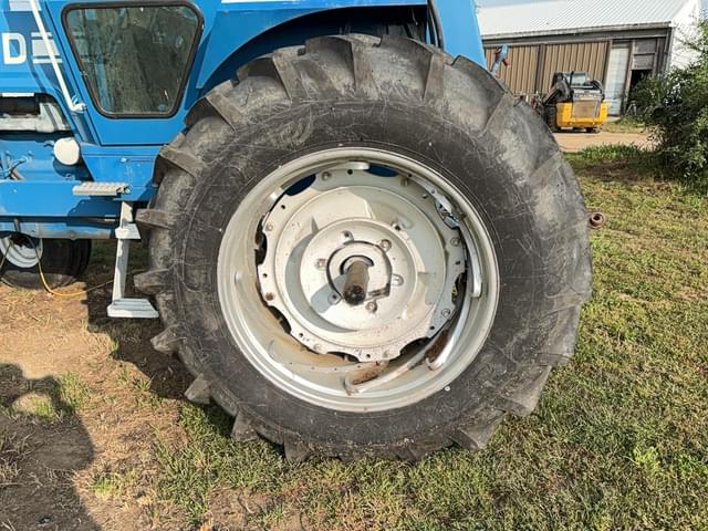 Image of Ford 9600 equipment image 4