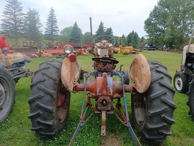 Image of Ford 961 equipment image 4