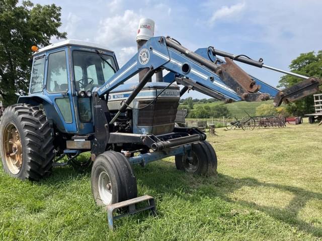 Image of Ford 9700 equipment image 1